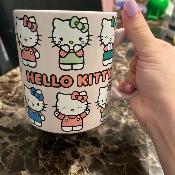 Hello kitty Mug - Picture 1 of 2